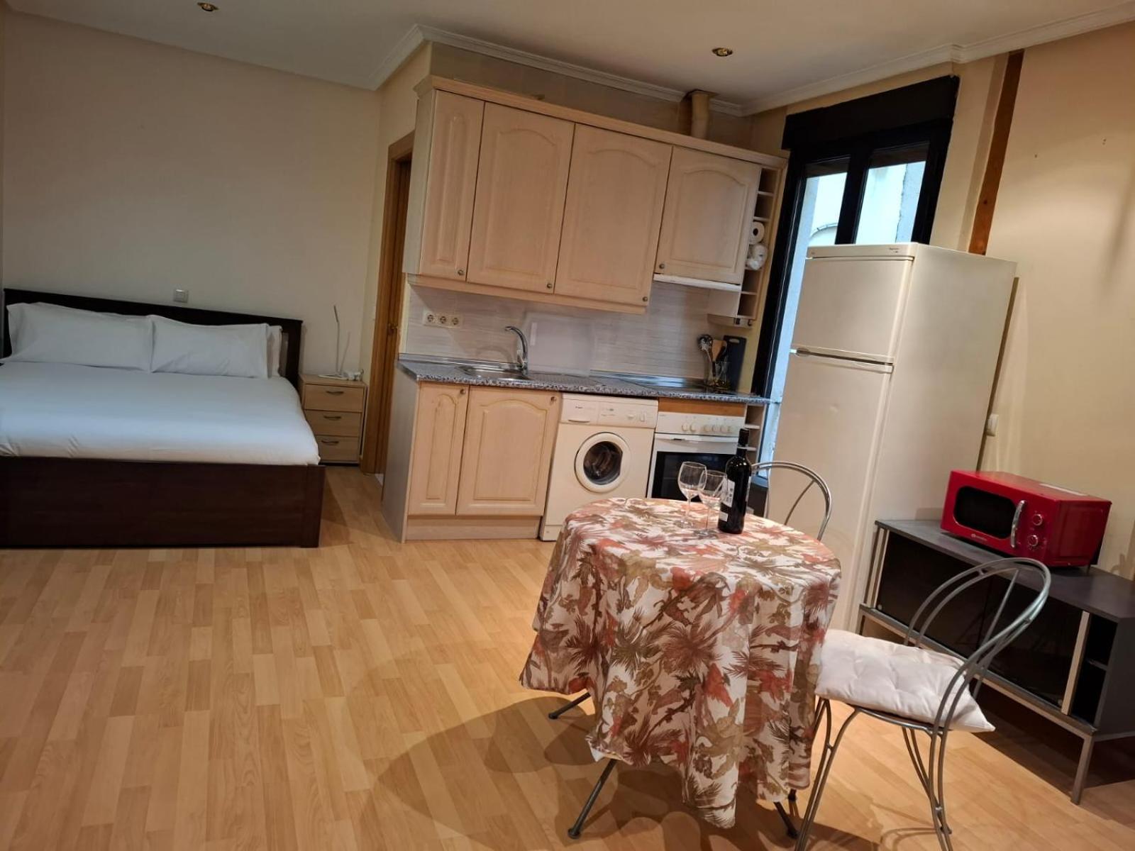 Apartamento Valverde Calle Junto A Metro Gran Via Madri
